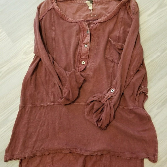 Free People High-Low Distressed Tunic Top - Picture 6 of 7